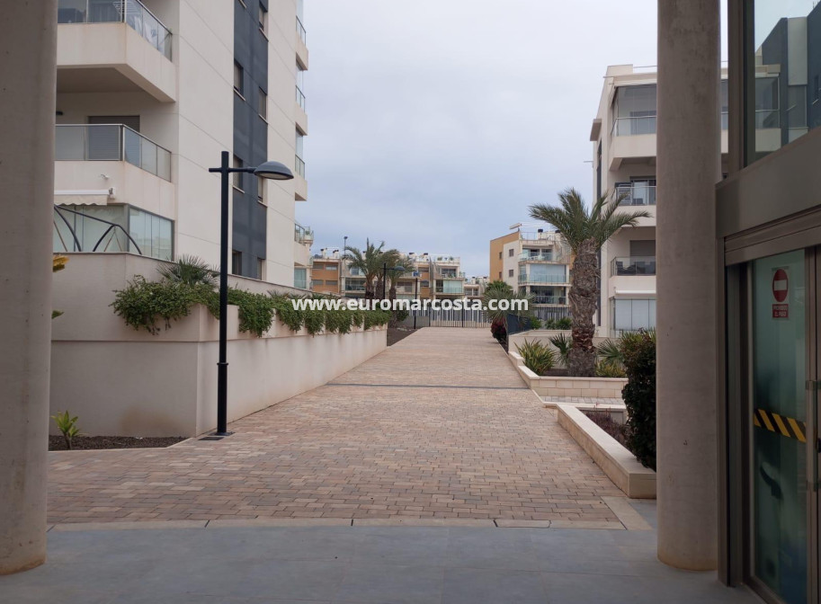 Venta - Apartamento / piso - Orihuela Costa