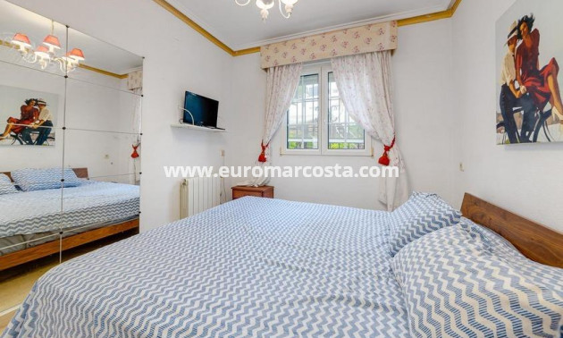 Sale - Townhouse - Orihuela Costa