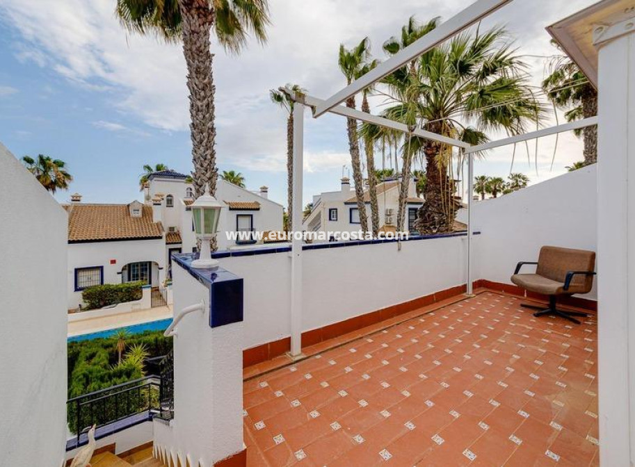 Sale - Townhouse - Orihuela Costa