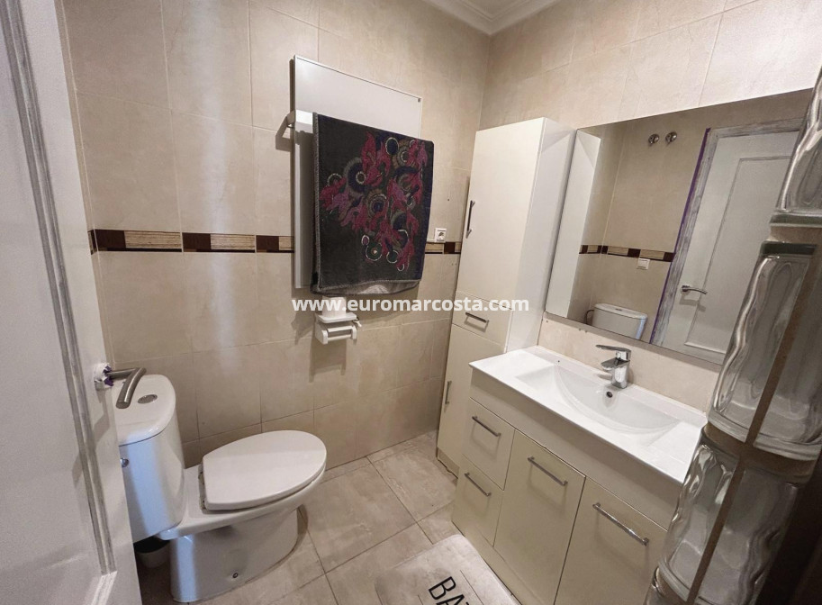 Sale - Bungalow Planta Baja - Orihuela Costa