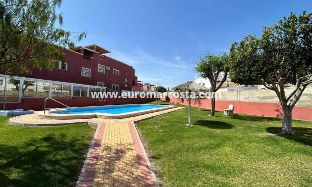 Objekte zum Wiederverkauf - Bungalow Planta Baja - Orihuela Costa