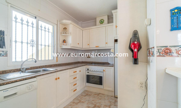 Sale - Villa - Orihuela Costa