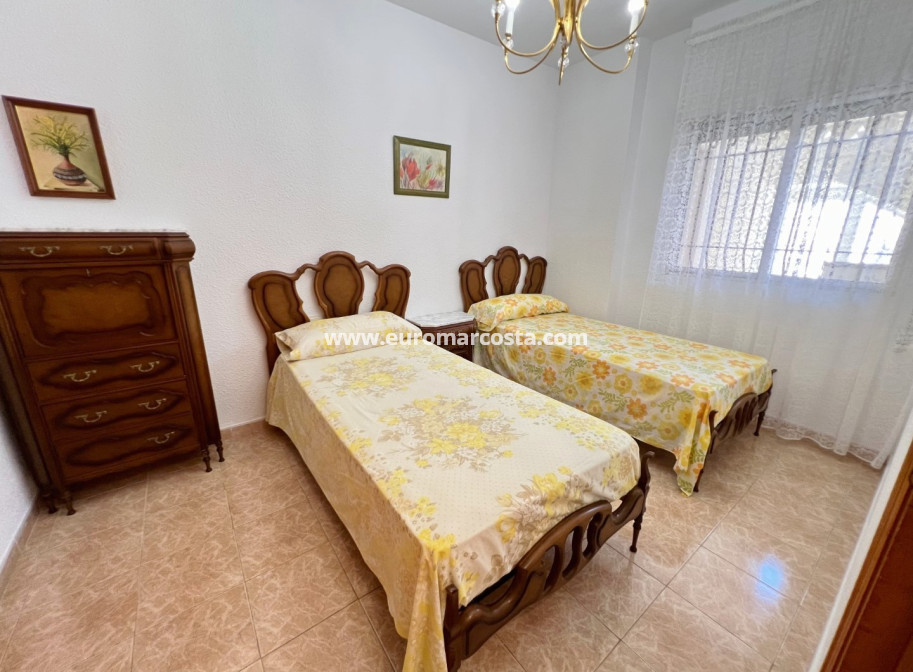 Sale - Apartment / flat - Guardamar del Segura