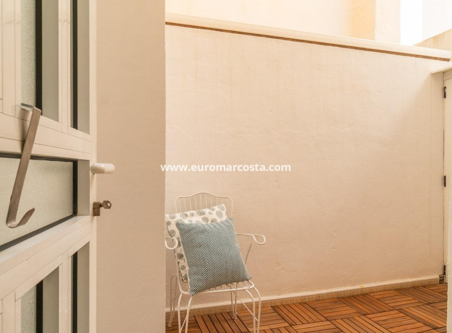 Venta - Apartamento / piso - Torrevieja - TORREVIEJA