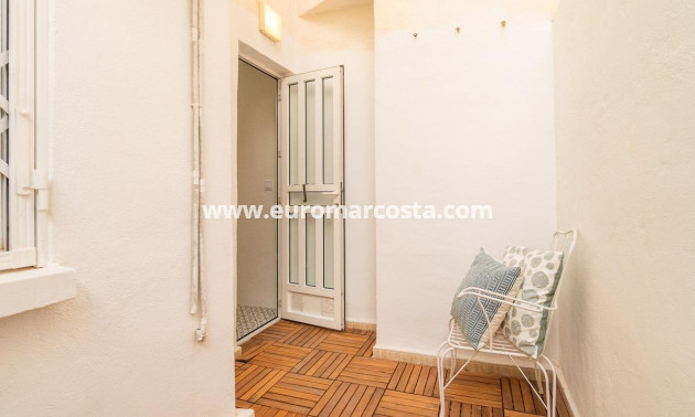 Venta - Apartamento / piso - Torrevieja - TORREVIEJA