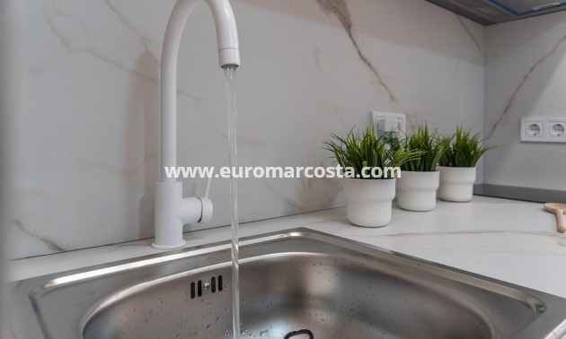 Sale - Apartment / flat - Torrevieja - TORREVIEJA