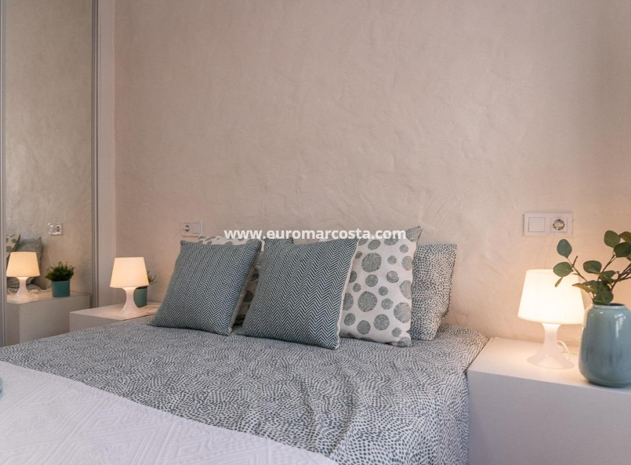 Sale - Apartment / flat - Torrevieja - TORREVIEJA