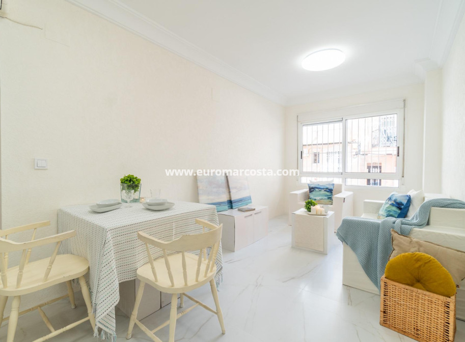 Sale - Apartment / flat - Torrevieja - TORREVIEJA