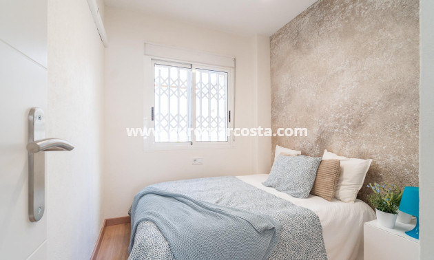 Venta - Apartamento / piso - Torrevieja - TORREVIEJA