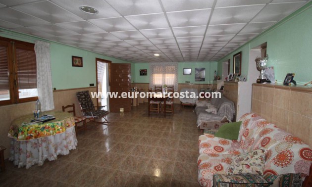 Sale - Country house - Crevillente - zona Realengo