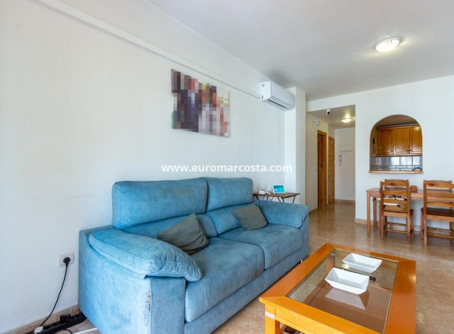 Objekte zum Wiederverkauf - Wohnung - Torrevieja - TORREVIEJA