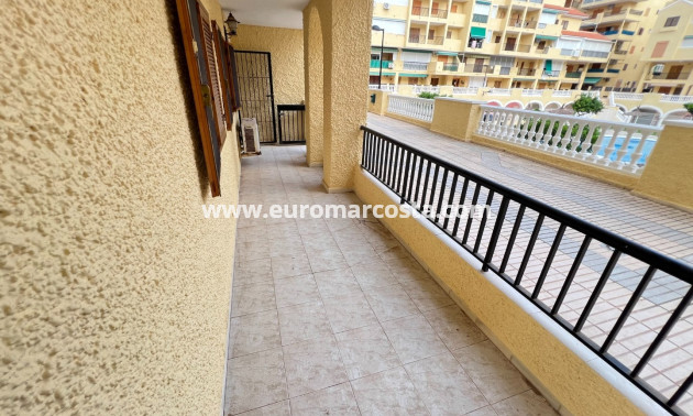 Sale - Apartment / flat - La Mata