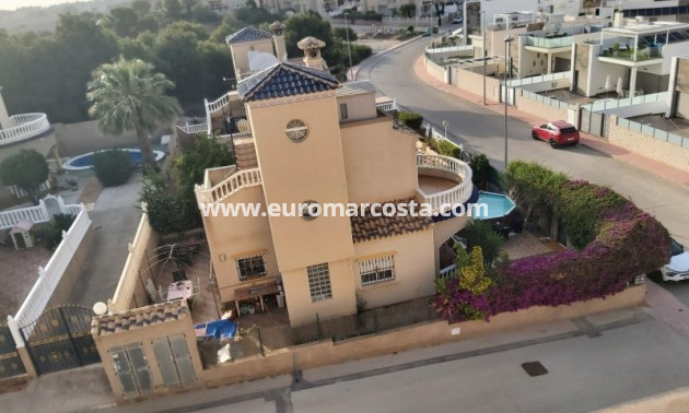 Sale - Villa - Orihuela Costa