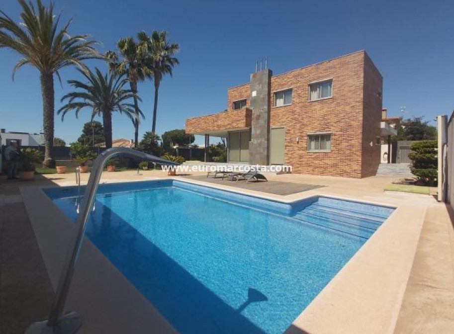 Venta - Villa - Orihuela Costa