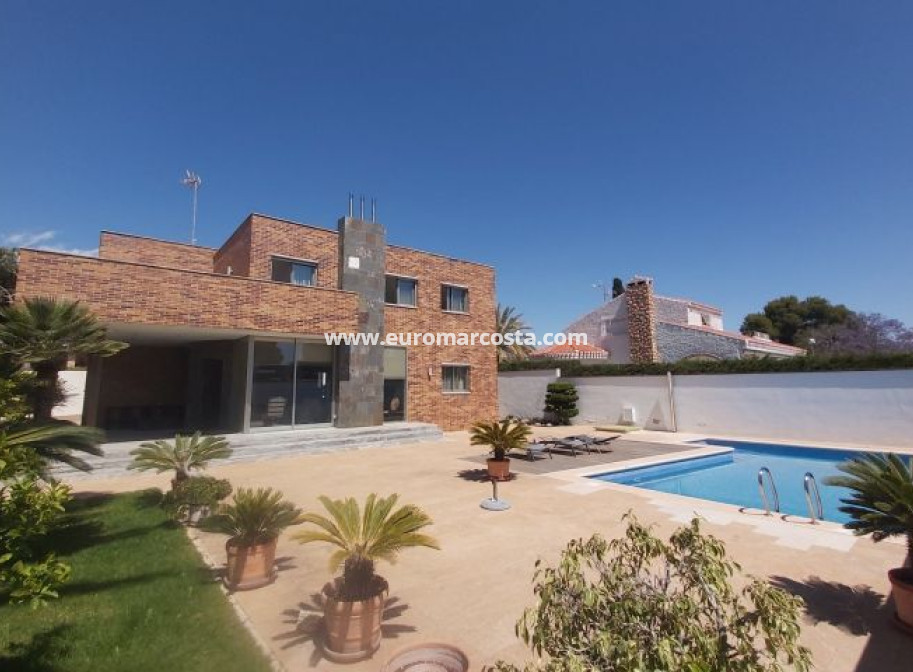 Venta - Villa - Orihuela Costa