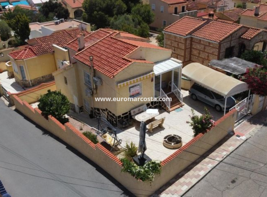 Sale - Villa - San Fulgencio