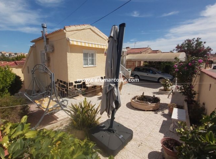 Sale - Villa - San Fulgencio