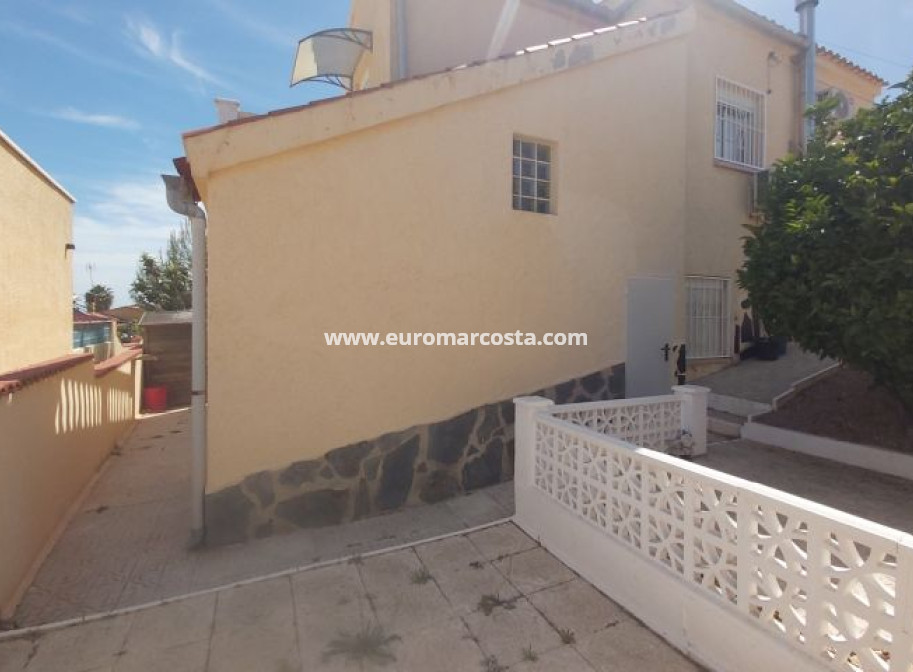 Sale - Villa - San Fulgencio