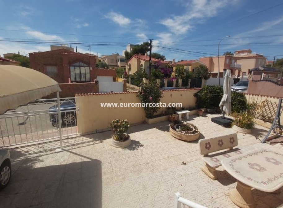 Sale - Villa - San Fulgencio