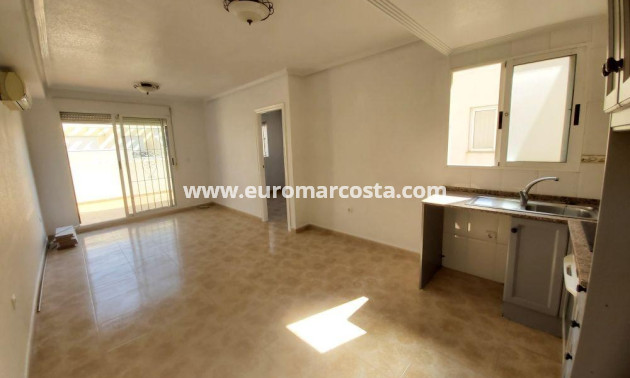 Objekte zum Wiederverkauf - Penthouse - Torrevieja - TORREVIEJA