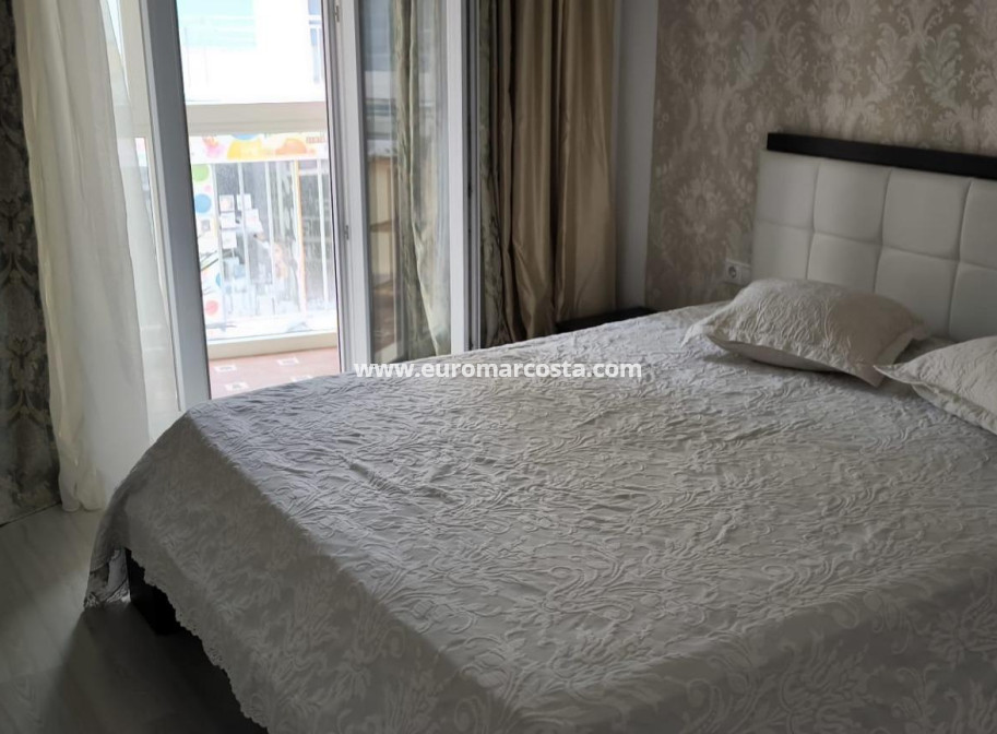 Sale - Apartment / flat - Torrevieja - TORREVIEJA