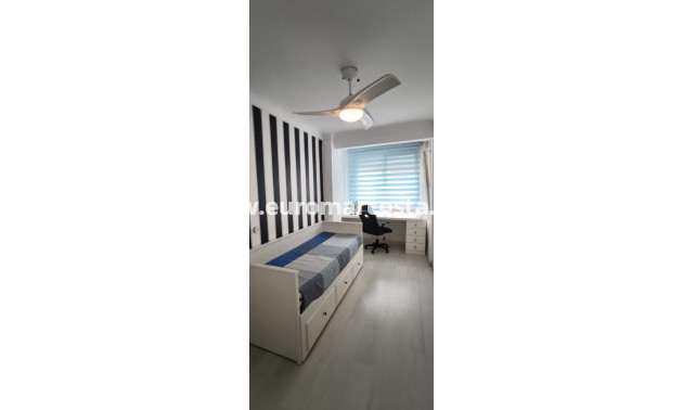 Venta - Apartamento / piso - Torrevieja - TORREVIEJA