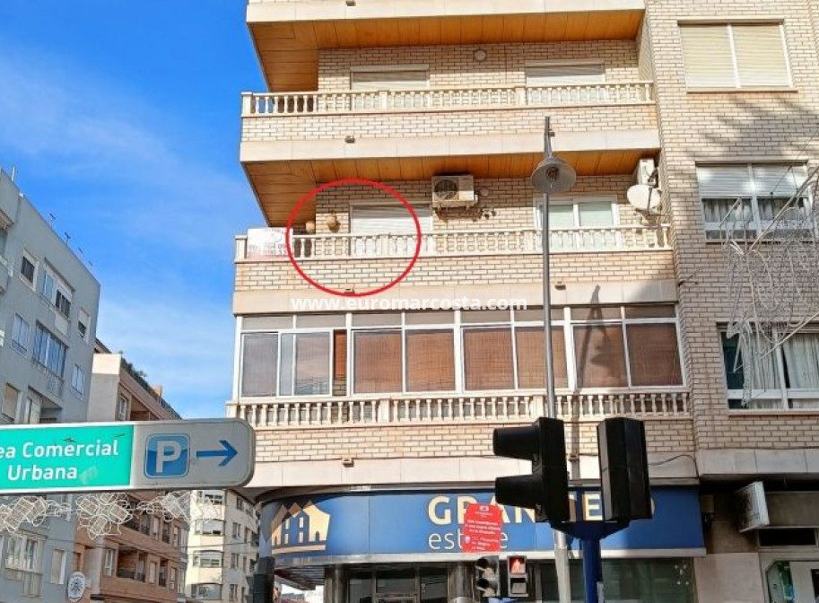 Sale - Apartment / flat - Torrevieja - TORREVIEJA