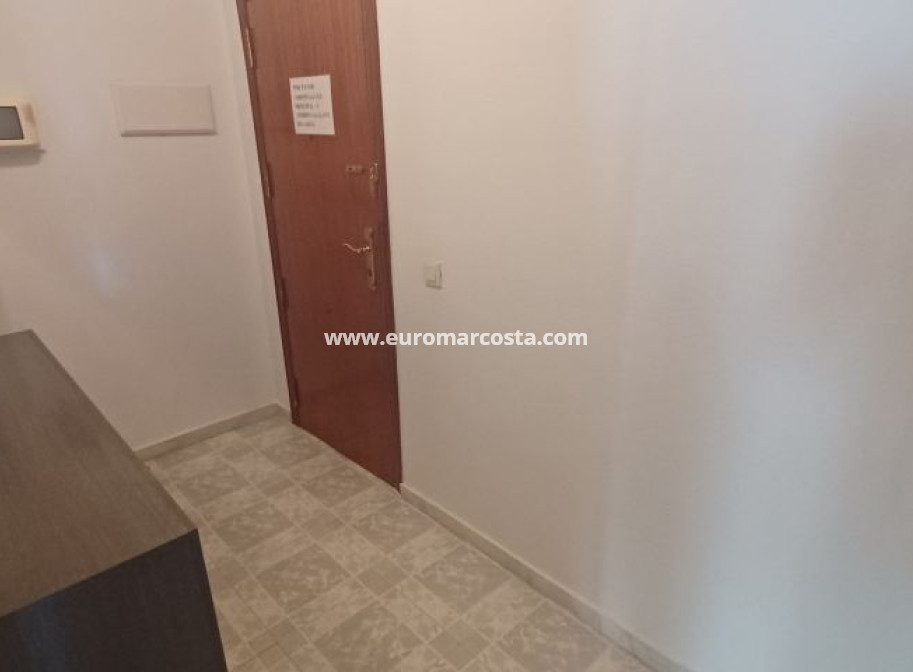 Sale - Apartment / flat - Torrevieja - TORREVIEJA