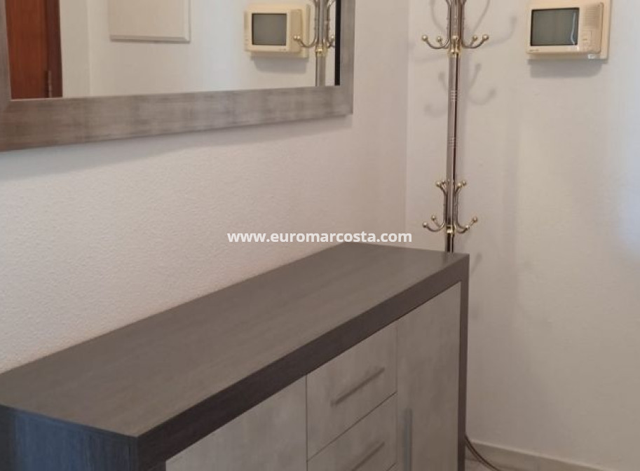 Sale - Apartment / flat - Torrevieja - TORREVIEJA