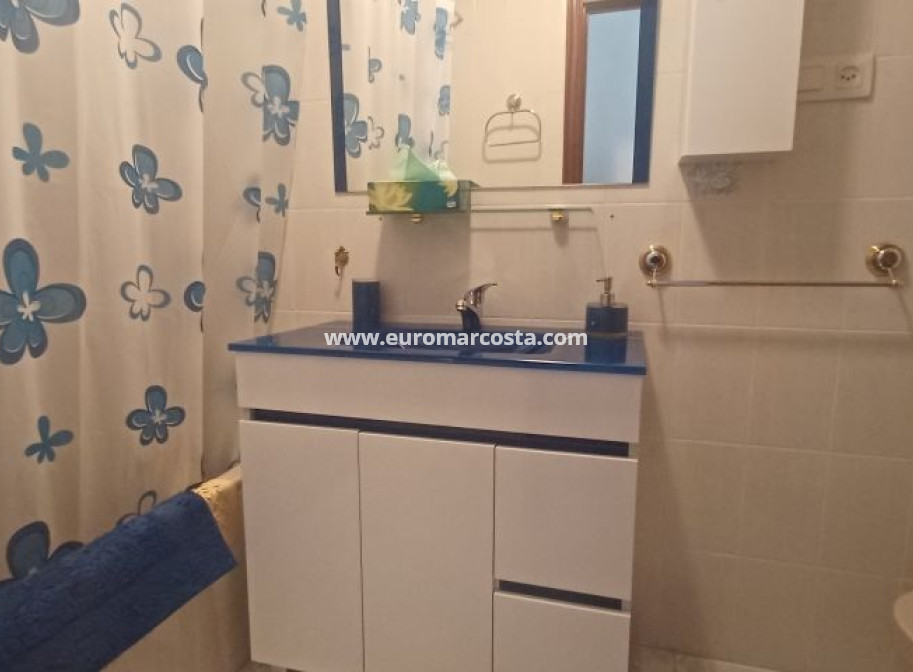 Sale - Apartment / flat - Torrevieja - TORREVIEJA