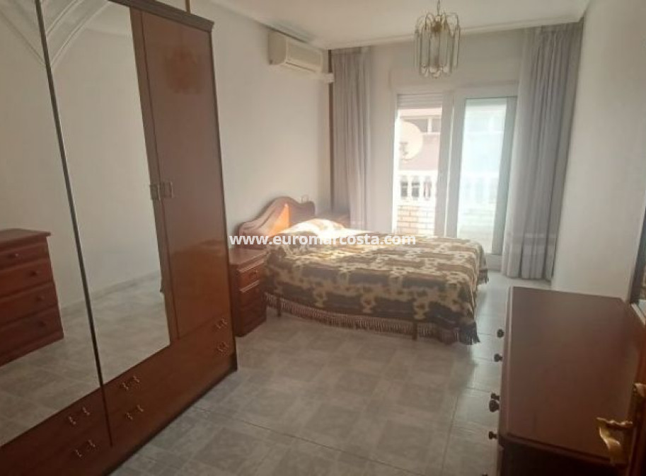 Sale - Apartment / flat - Torrevieja - TORREVIEJA