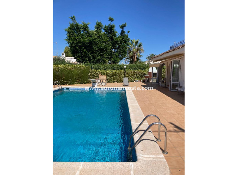 Venta - Villa - Orihuela Costa