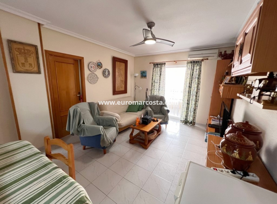 Sale - Apartment / flat - La Mata