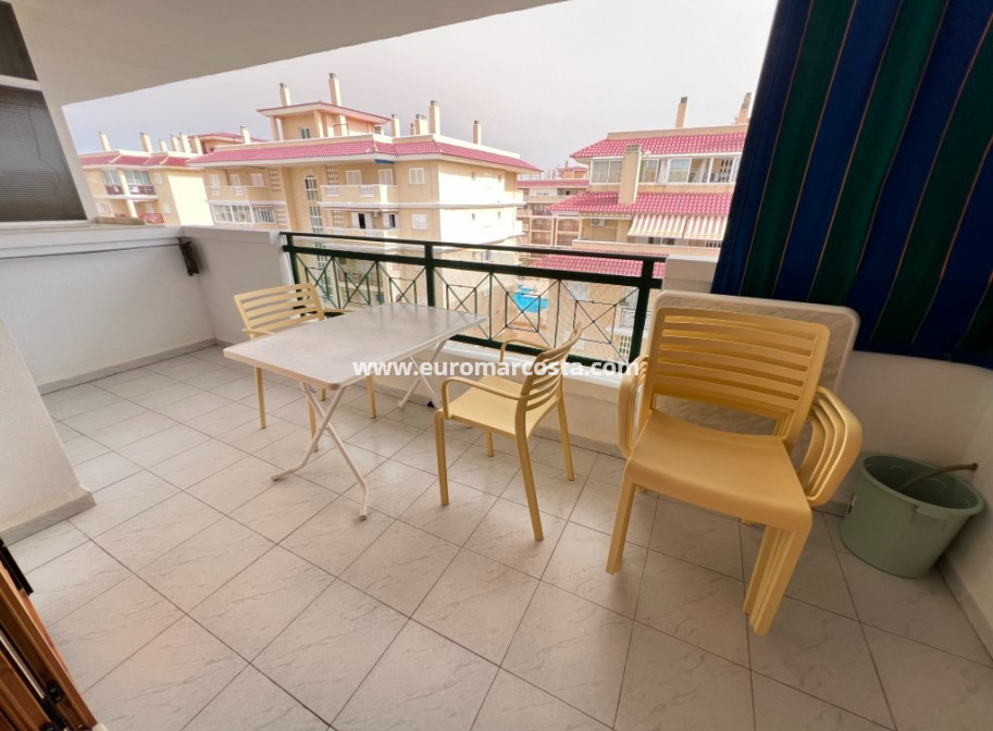 Sale - Apartment / flat - La Mata