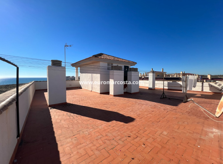 Sale - Apartment / flat - La Mata