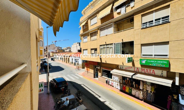 Sale - Apartment / flat - La Mata