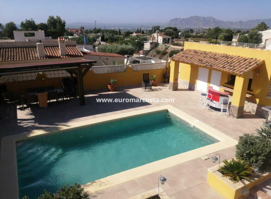 Sale - Detached Villa - Albatera