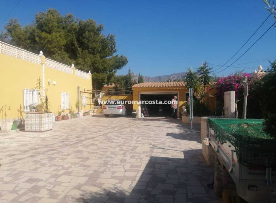 Sale - Detached Villa - Albatera