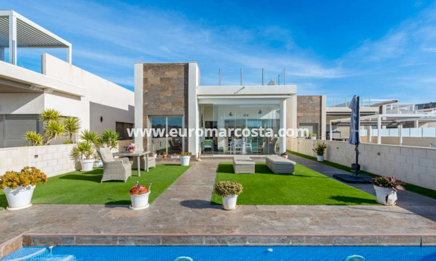 Sale - Villa - Orihuela Costa