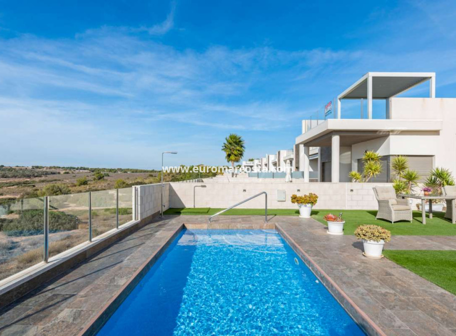 Sale - Villa - Orihuela Costa