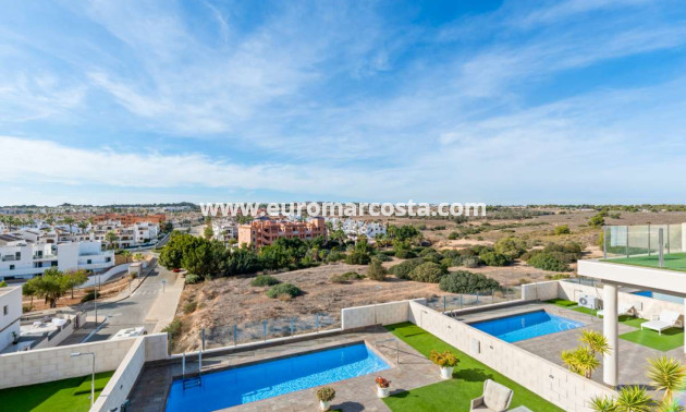 Sale - Villa - Orihuela Costa