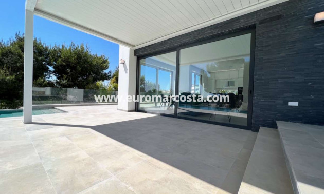 Sale - Villa - Orihuela - Orihuela Costa