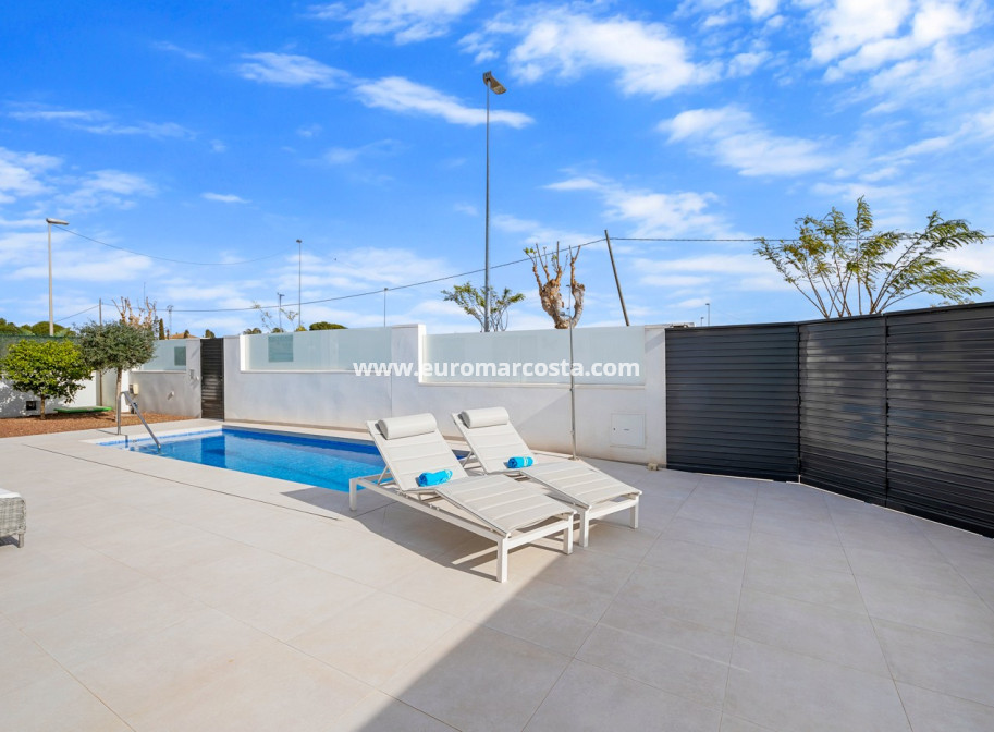 Venta - Villa - Pilar de la Horadada