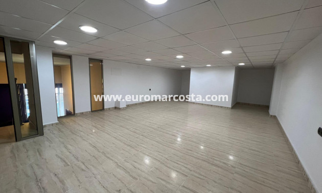 Sale - Commercial - Beniel - CENTRO