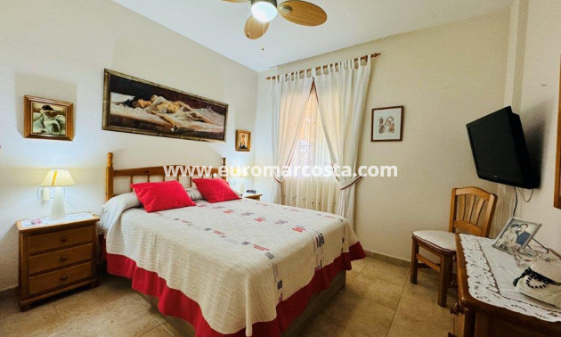 Sale - Townhouse - Torrevieja - TORREVIEJA