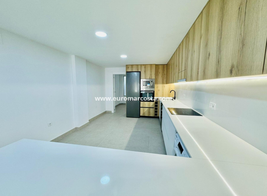 Sale - Apartment / flat - Guardamar del Segura