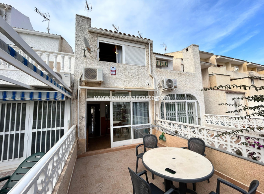 Objekte zum Wiederverkauf - Town House - Torrevieja - TORREVIEJA