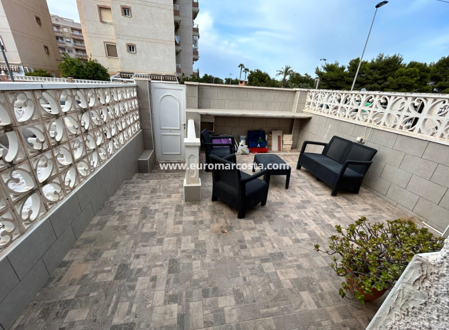 Objekte zum Wiederverkauf - Town House - Torrevieja - TORREVIEJA