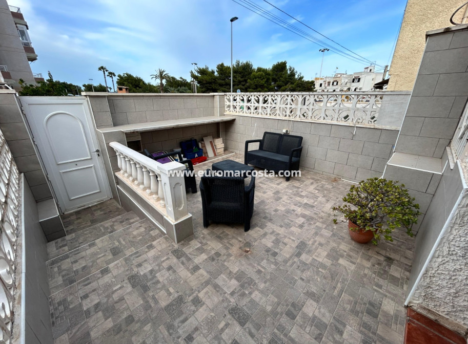 Objekte zum Wiederverkauf - Town House - Torrevieja - TORREVIEJA