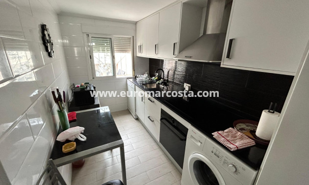 Objekte zum Wiederverkauf - Town House - Torrevieja - TORREVIEJA